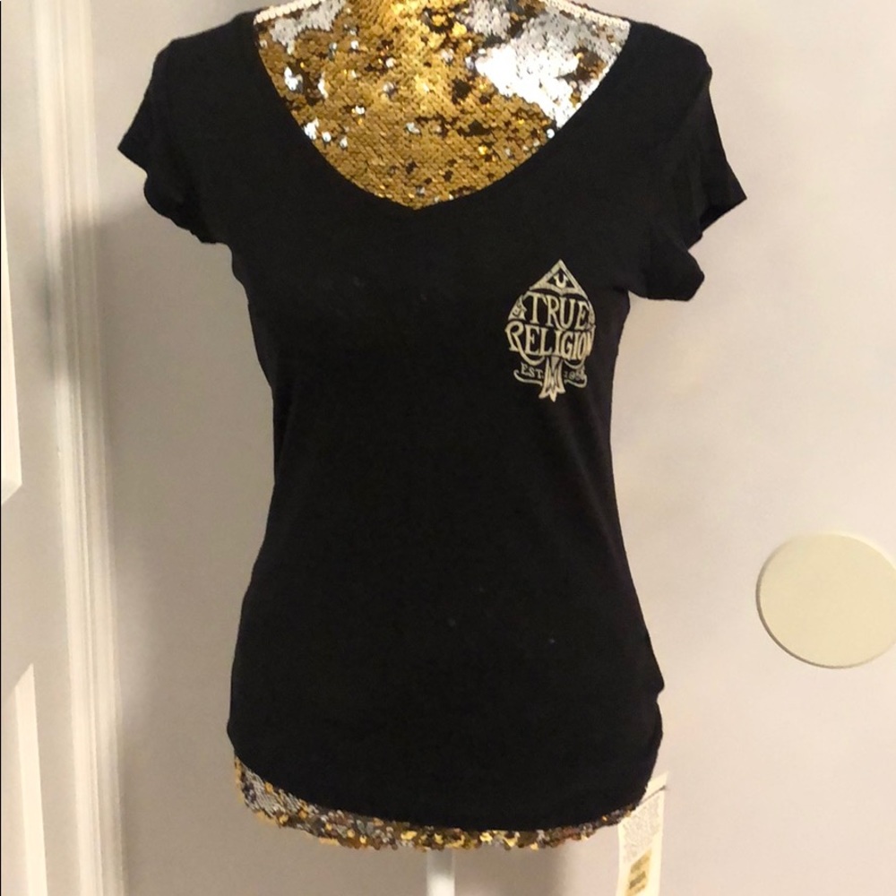 NEW True Religion v-neck tee